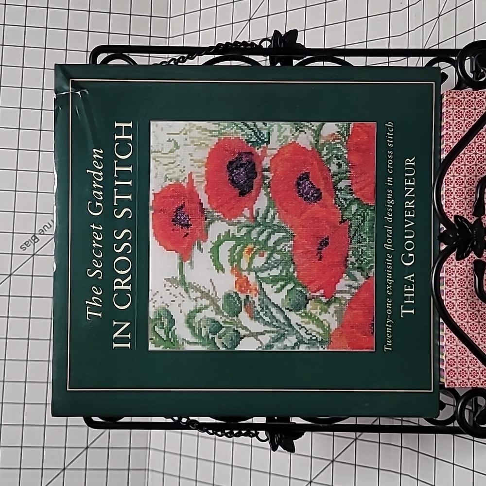 The Secret Garden in‎ Cross Stitch
